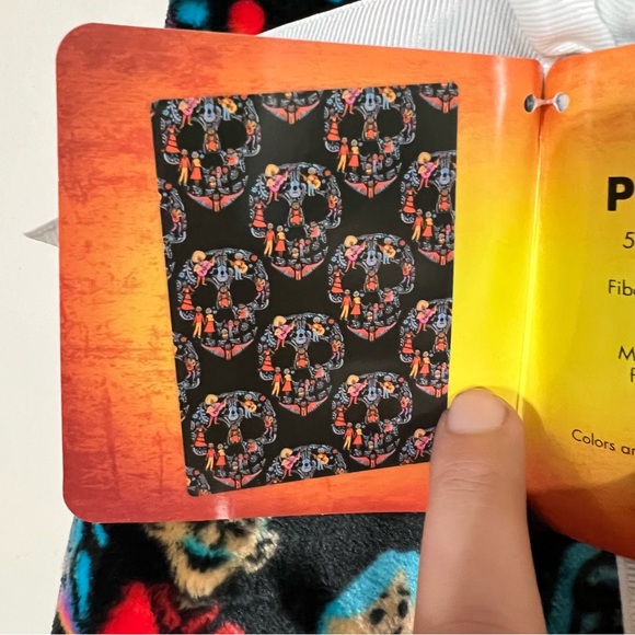 Disney’s Coco Blanket - Picture 4 of 5